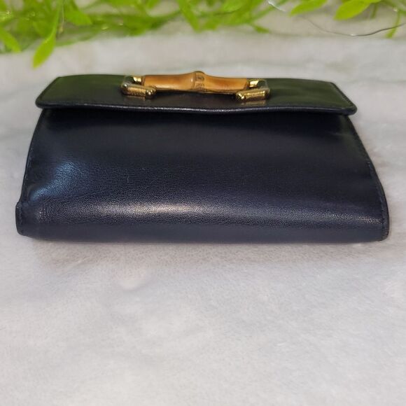 Authentic Gucci Black Lambskin Leather & Bamboo Compact Wallet - Picture 7 of 16
